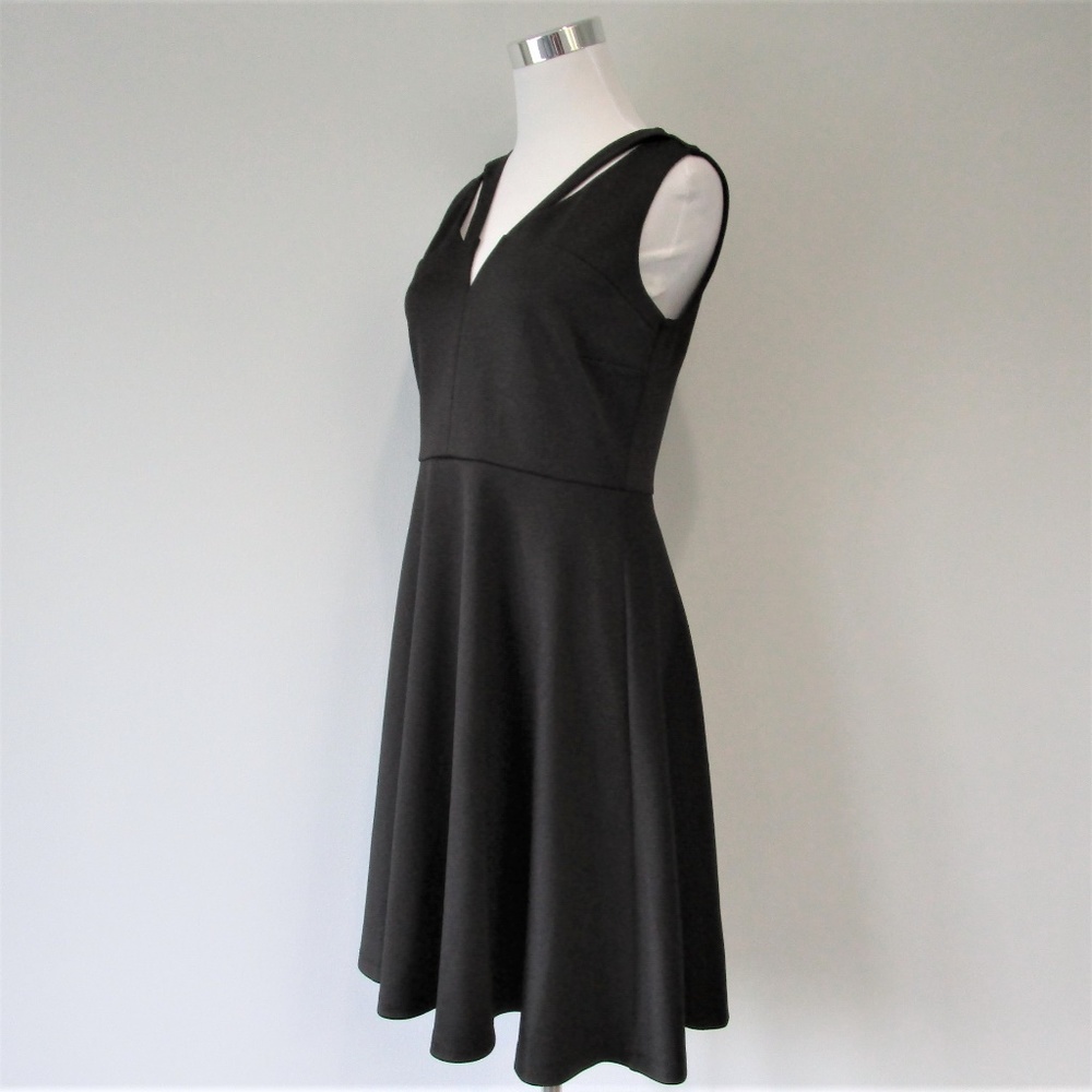 NORDSTROM Black Fit & Flare Cut Out Scuba Dress 2 - Picture 6 of 8